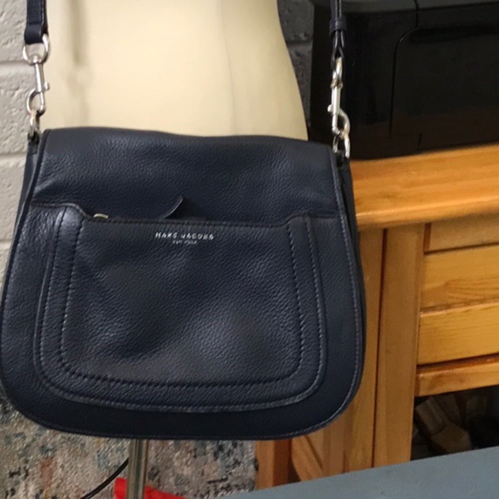 SALE! EUC Marc Jacob’s Empire City Leather Messenger Bag - Navy Blue.